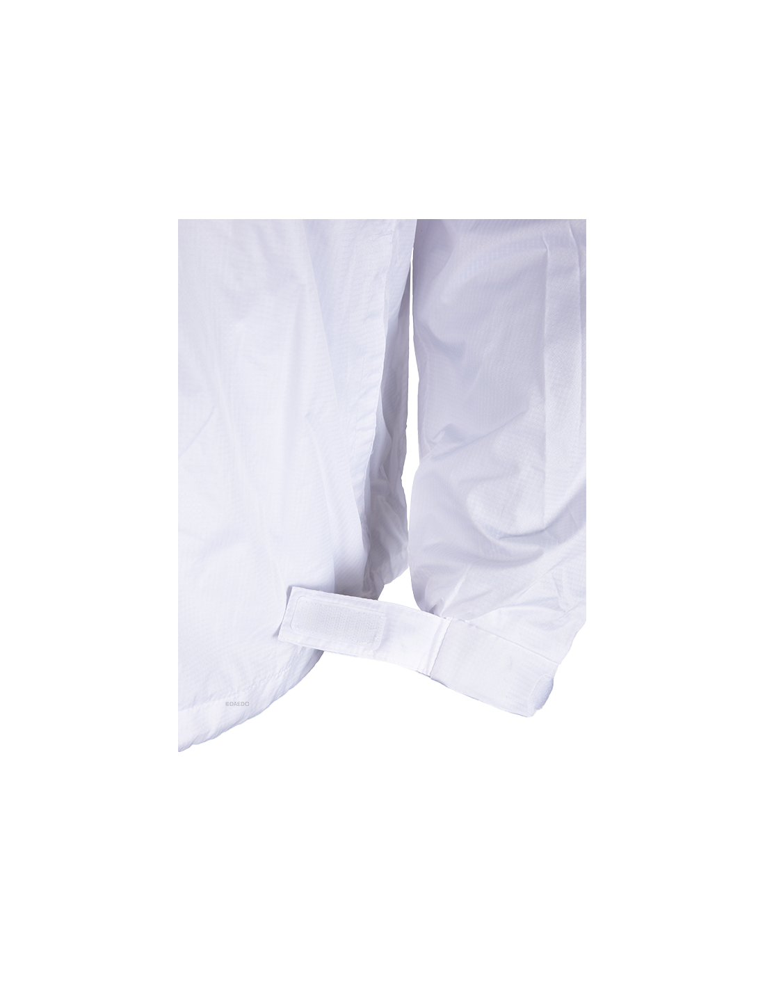 White Windbreaker*++*